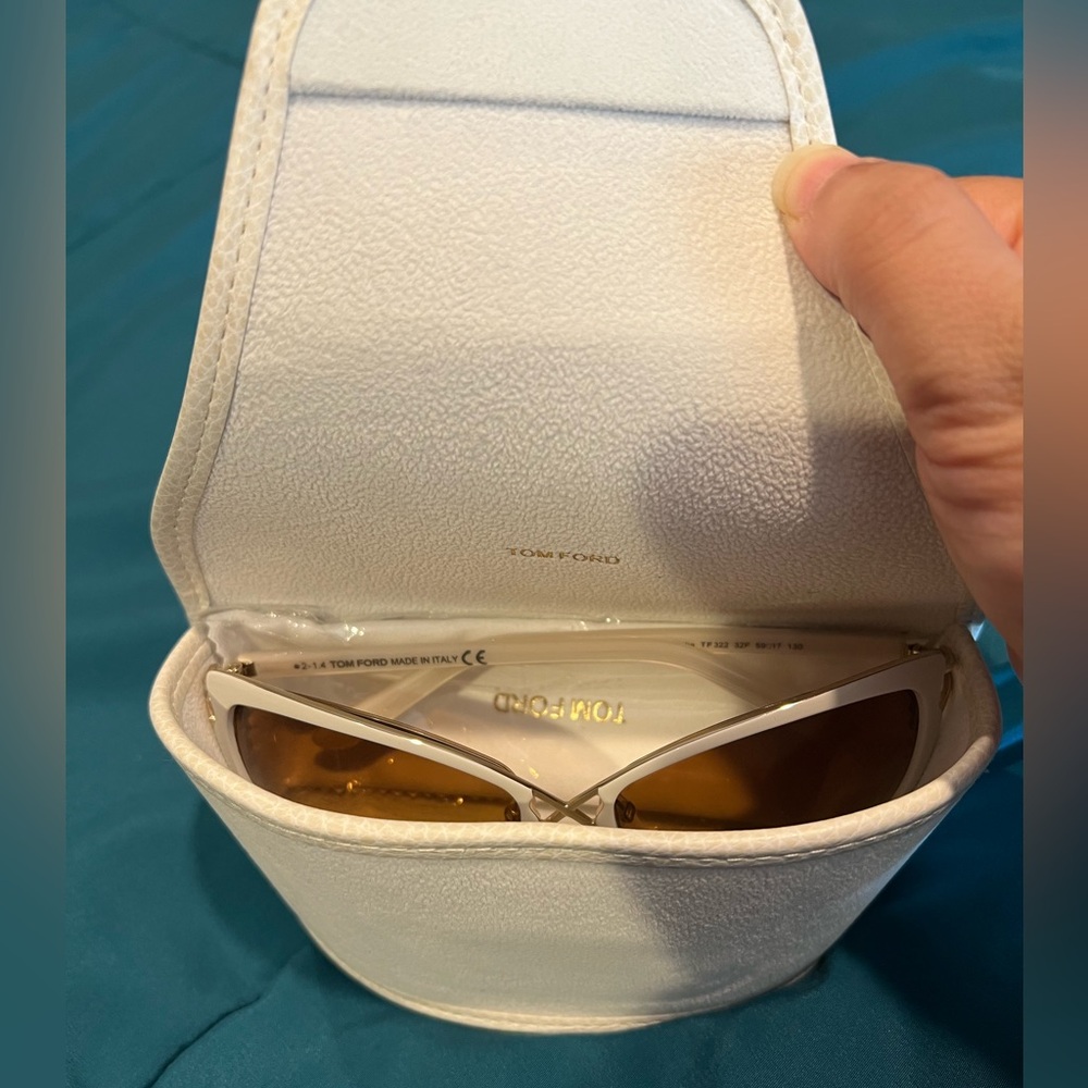 Tom Ford sunglasses - Picture 12 of 16
